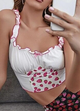 aesthetic crop indie soft girl