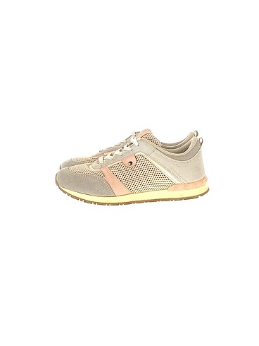 PreLoved Spor Ayakkabı %70 İndirimli.