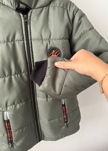 Erkek Çocuk Kürklü Mont - Görsel 3