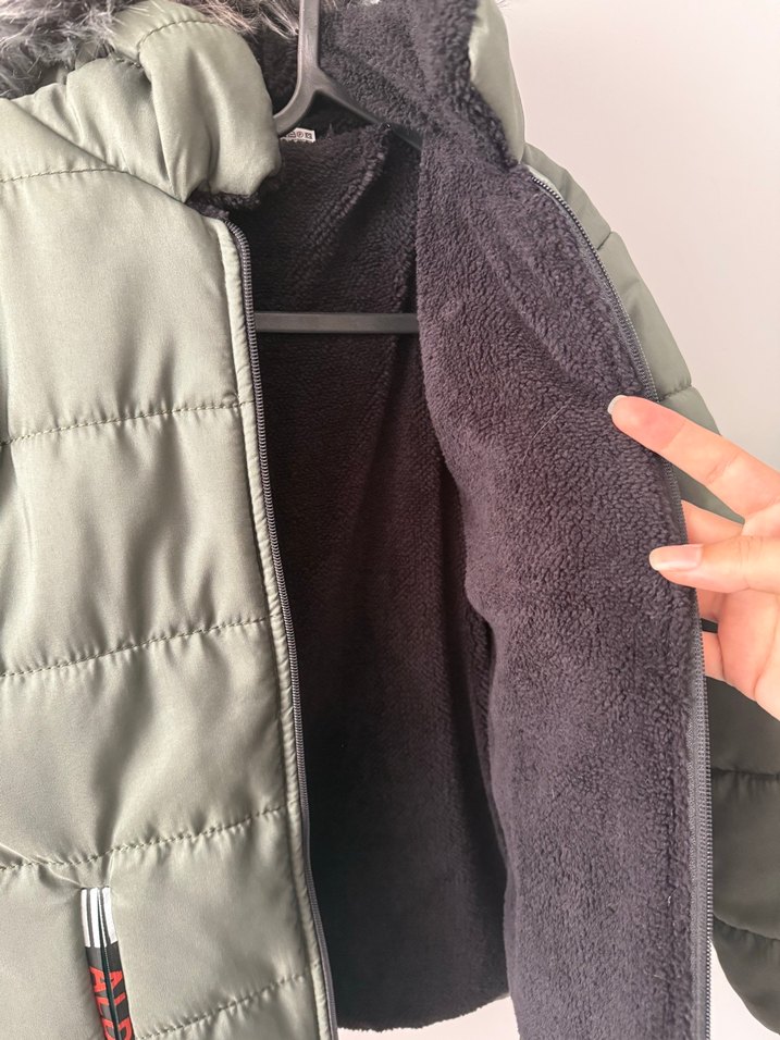 Erkek Çocuk Kürklü Mont - Görsel 5