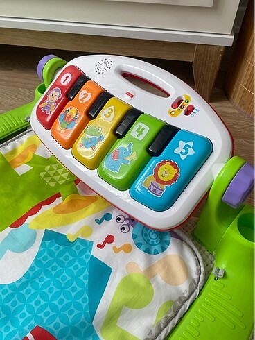  Beden Fisher price eğitici sesli ışıklı oyun halısı