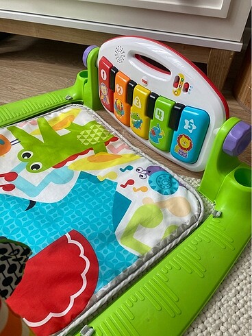  Beden Renk Fisher price eğitici sesli ışıklı oyun halısı