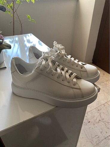 derimod sneaker