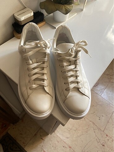 38 Beden derimod sneaker