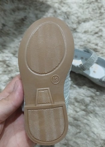 Flo Ayakkabı Kız Çocuk Gri Parlak Babet Ayakkabı