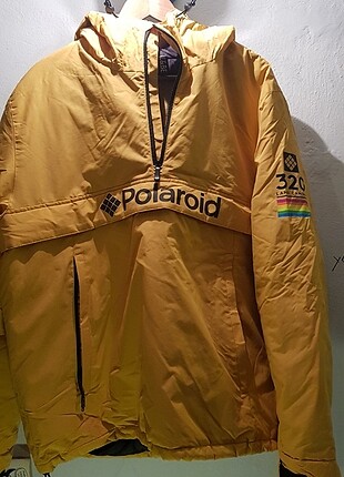 Polaroid Pull And Bear Mont %20 