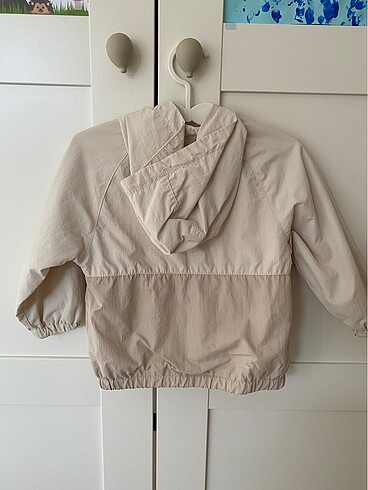 Zara yağmurluk - Görsel 4