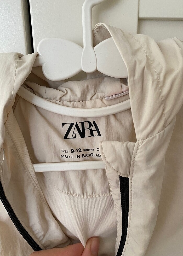 Zara yağmurluk - Görsel 2