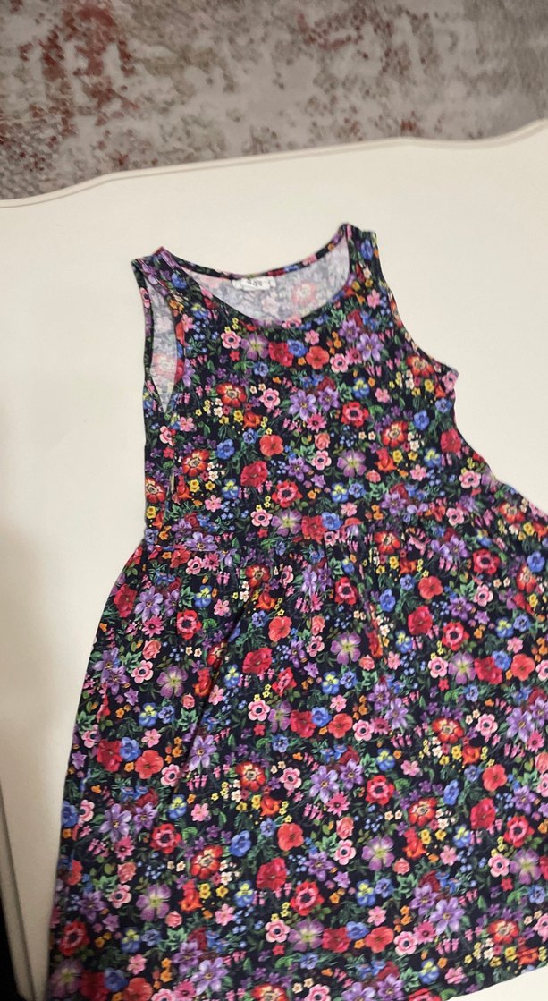 Çiçek Desenli Renkli Kız Elbisesi - Görsel 3