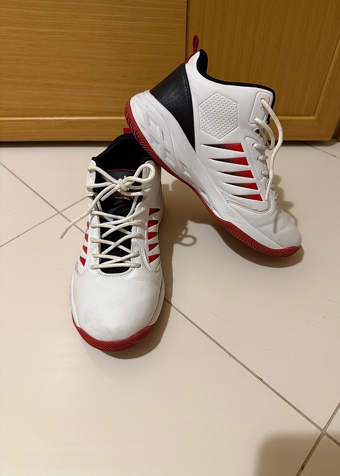 Basketbol ayakkabısı - Görsel 3