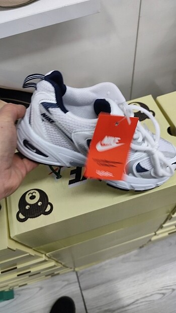 36 40 Nike spor 40 44 arası mevcuttur 