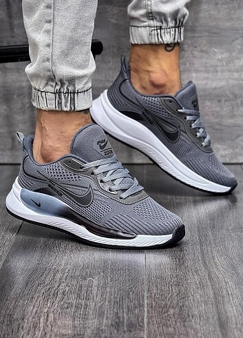 36 Beden Nike zomm