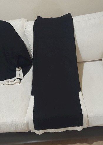 Zara Siyah Kadın Uzun Kollu Fit Triko Kazak