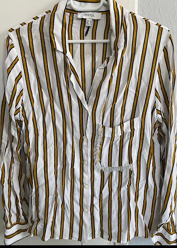 Bej Çizgili V Yakalı Kadın Gömlek - Görsel 4