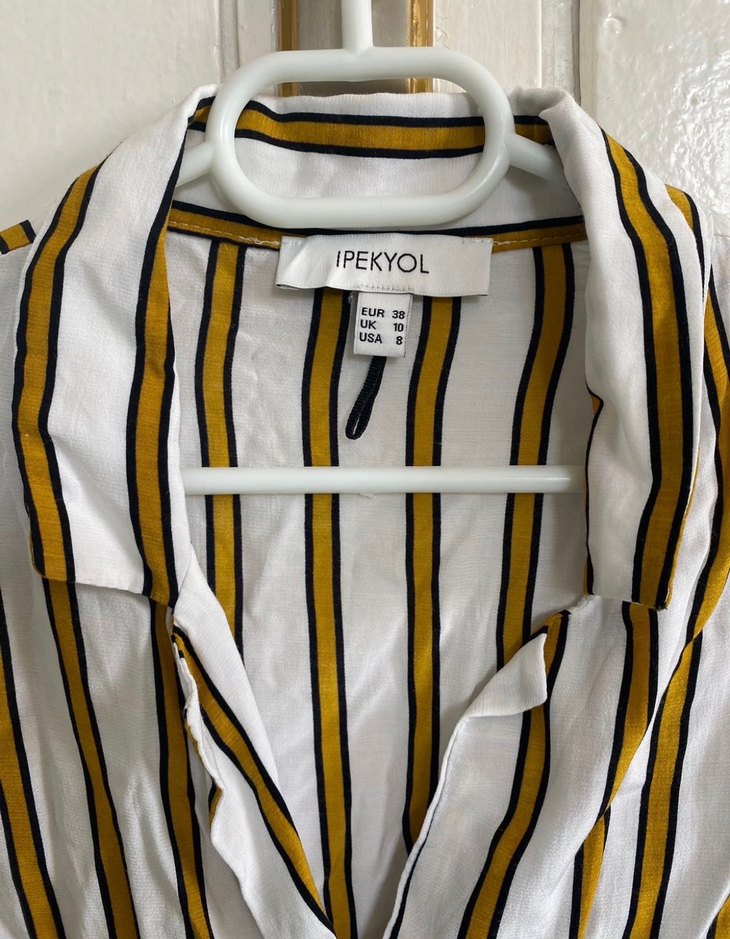 Bej Çizgili V Yakalı Kadın Gömlek - Görsel 3