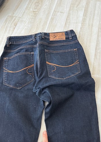 Kadın Gri Kot Pantolon Kemerli Normal Boy - Görsel 4