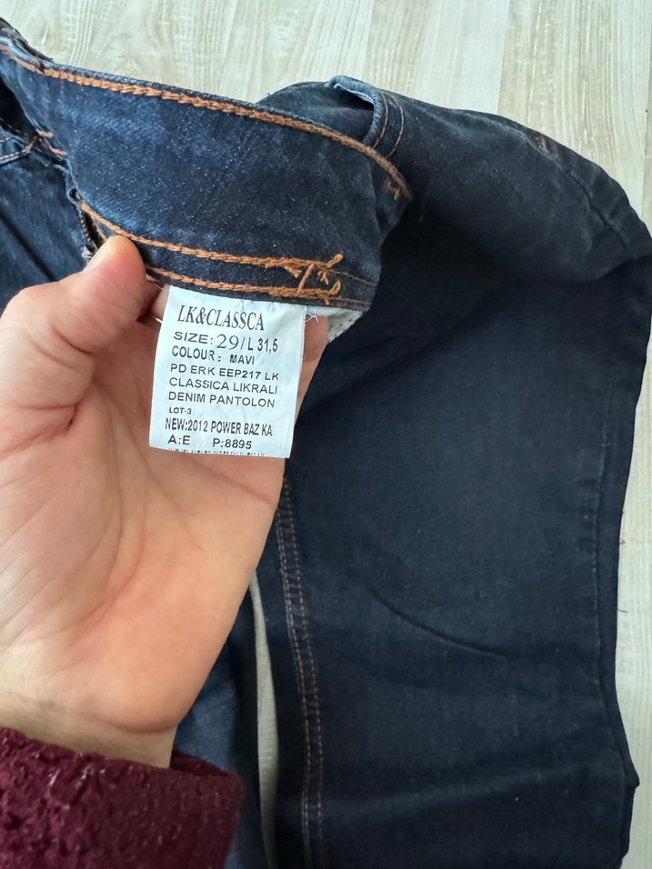 Kadın Gri Kot Pantolon Kemerli Normal Boy - Görsel 5