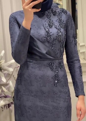 Uzun Kollu Siyah Nakışlı Kadın Abiye Elbise - Görsel 2