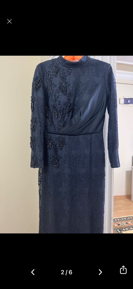 Uzun Kollu Siyah Nakışlı Kadın Abiye Elbise - Görsel 4