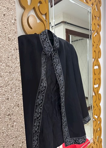 Siyah İşlemeli Uzun Kadın Klasik Ceket - Görsel 5