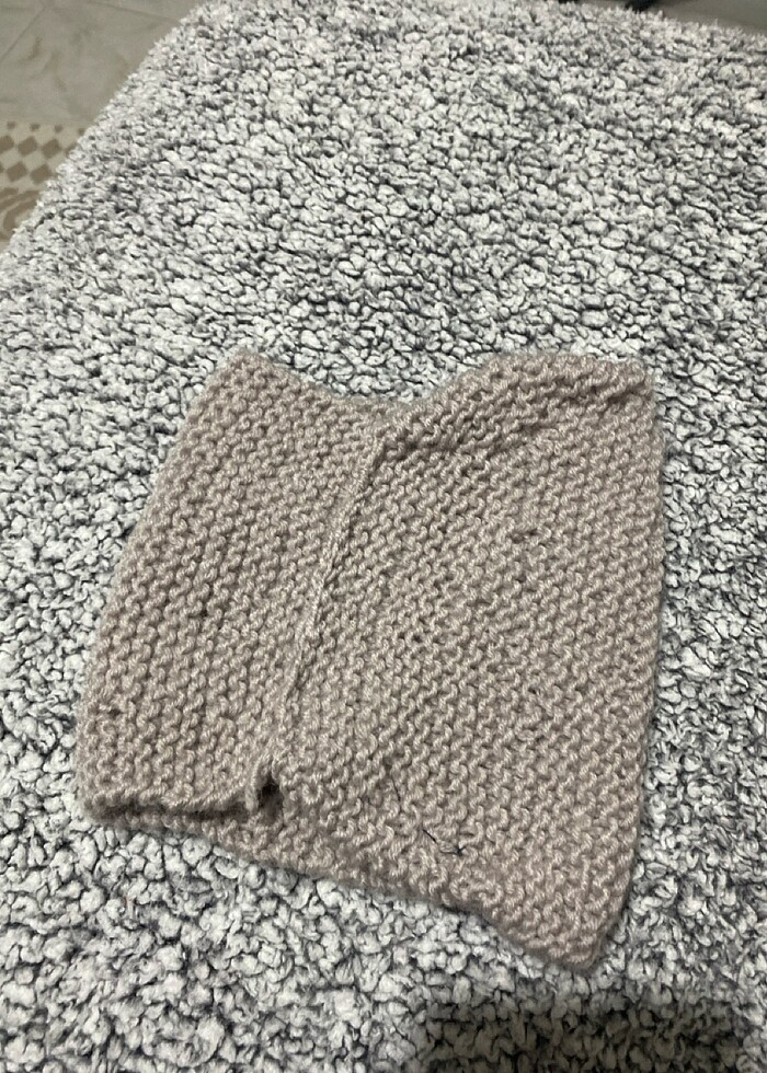 El yapımı örgü bandana - Görsel 2