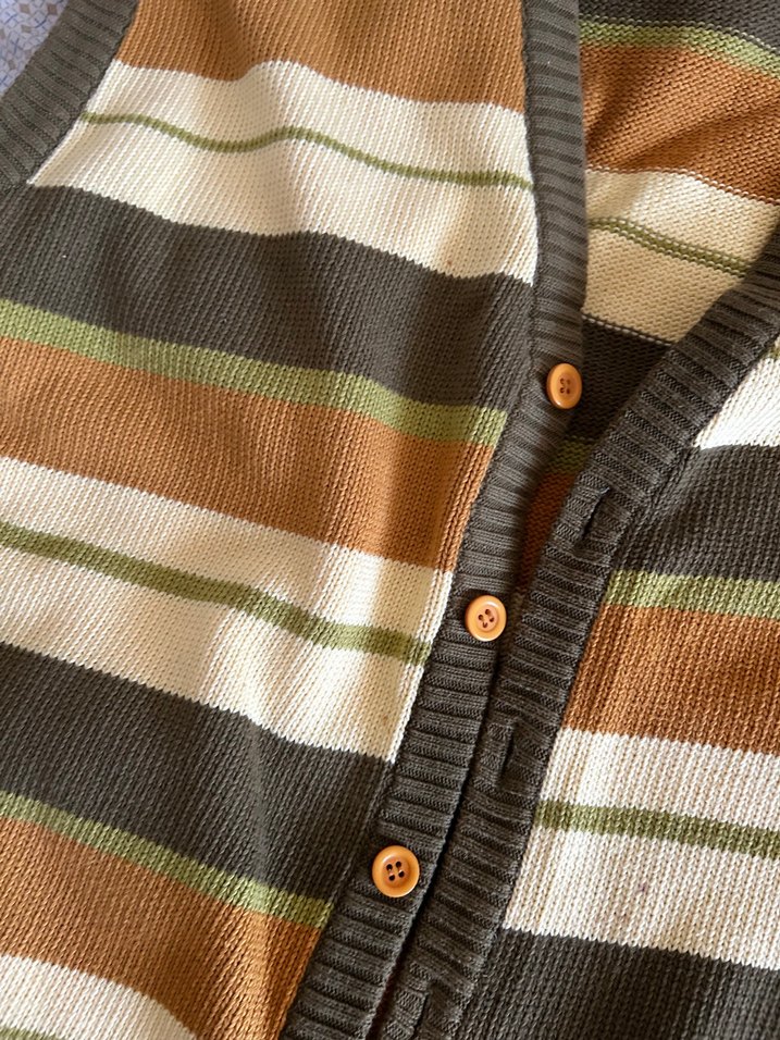 çizgili düğmeli yelek - Görsel 3