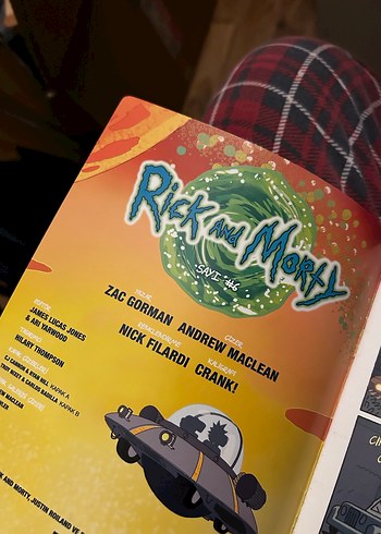  Beden Renk Rick and Morty Çizgi Roman 2 Tane