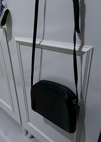 Pull and Bear Siyah Deri Minimalist Kadın Çanta - Görsel 3