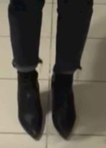 Stradivarius Streç Deri Stiletto Topuklu Bot - Görsel 2