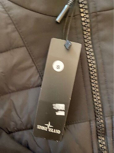 s Beden Stone Island Mont