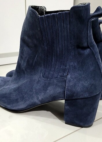 Zara 43 numara süet bot