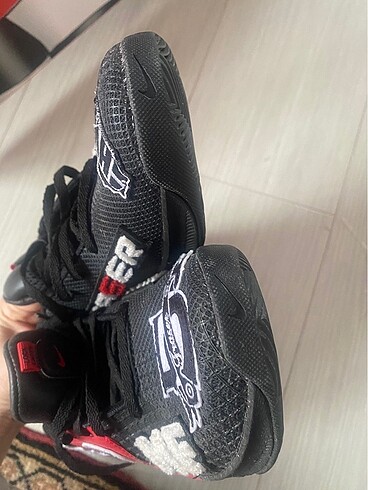 41 Beden siyah Renk Orijinal Nike