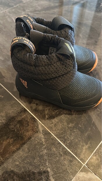 Adidas bot