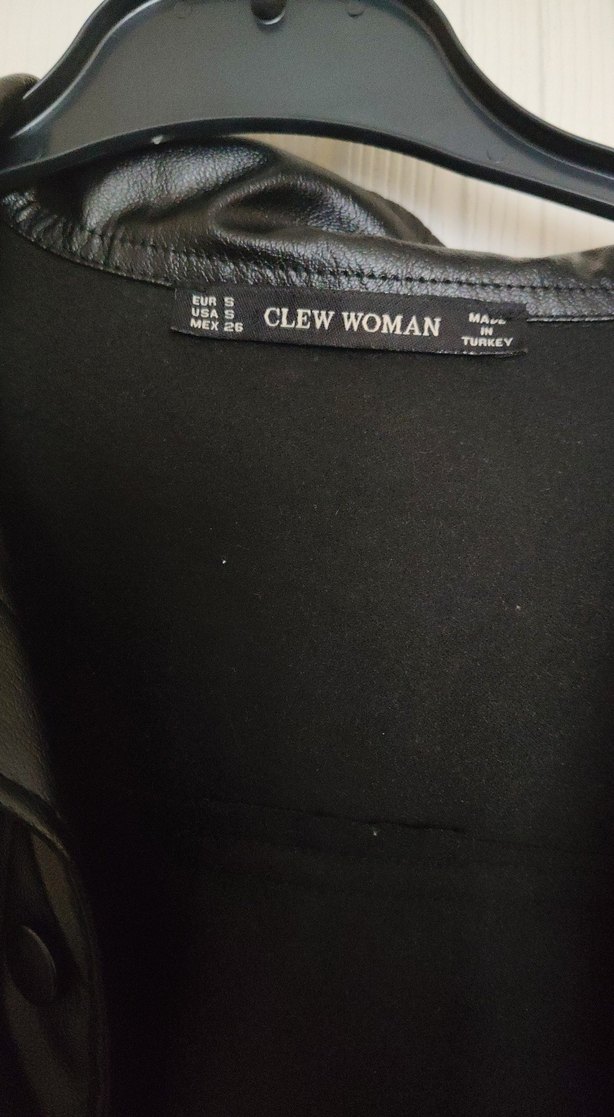 Siyah Düğmeli Deri Kadın Ceket - Görsel 3