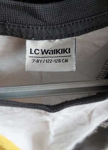 7 Yaş Beden LC WAİKİKİ Erkek Çocuk Tshirt