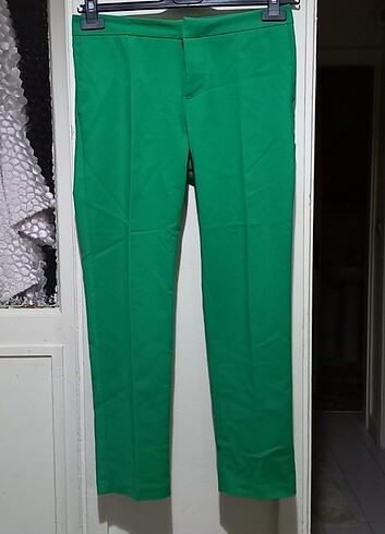 Yeşil pantolon 