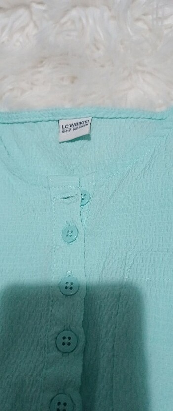 LC Waikiki Bluzz