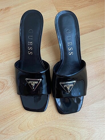 Guess Guess Terlik