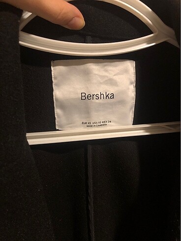 xs Beden Bershka kaban