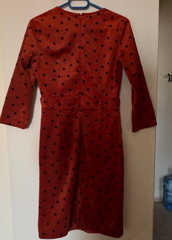 Kırmızı Puantiyeli Midi Elbise - Görsel 8