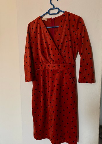 Kırmızı Puantiyeli Midi Elbise - Görsel 2