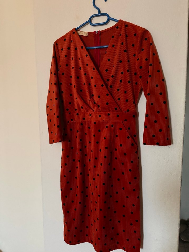 Kırmızı Puantiyeli Midi Elbise - Görsel 2