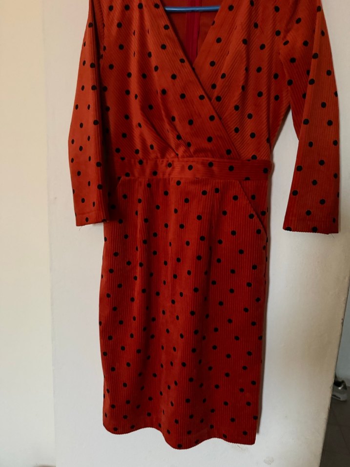 Kırmızı Puantiyeli Midi Elbise - Görsel 5