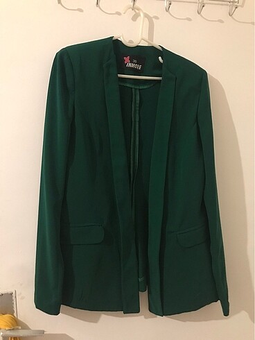 Yeşil ince ceket