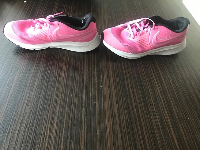 Nike Nike runner spor ayakkabı pembe