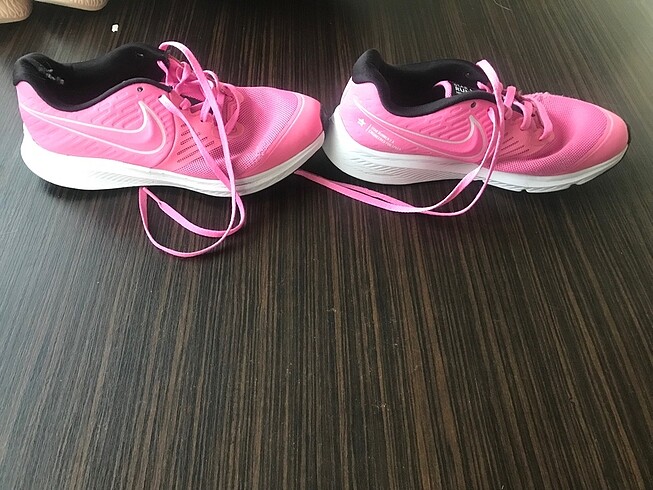 36,5 Beden Nike runner spor ayakkabı pembe