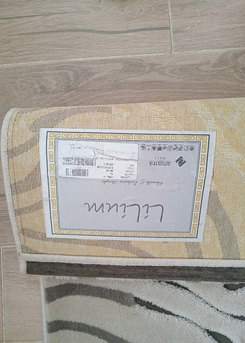 Beden 2 adet 80ne 150 ölçülerinde yolluk halı.
