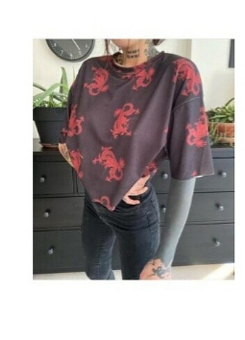ejderha desenli tshirt