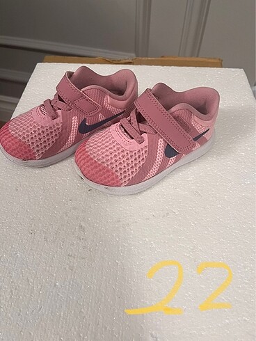 Nike spor ayakkabı