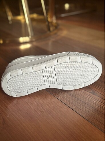 40,5 Beden beyaz Renk Puma platform topuk